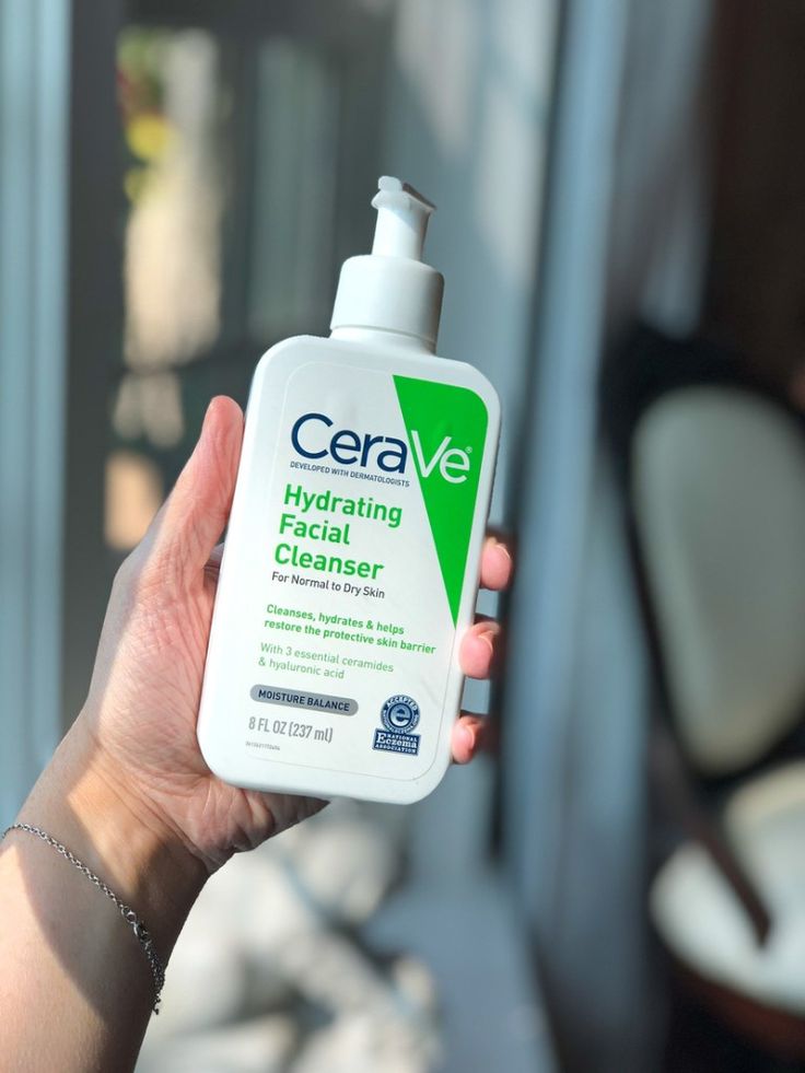 π§ Cera Ve Hydrating Cleanser β 236ml π§(Imported from USA)